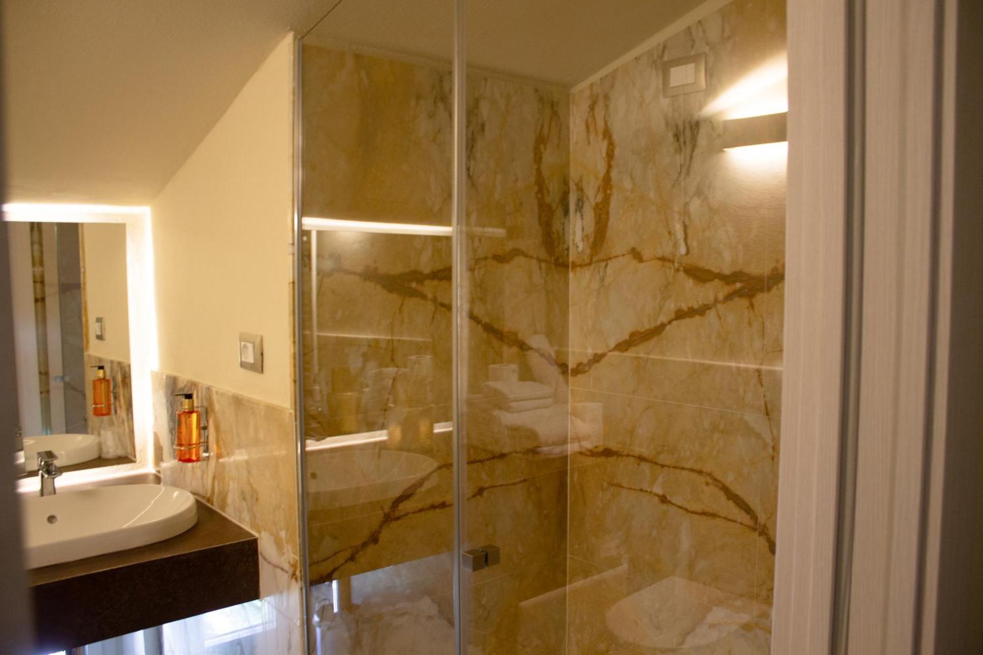 Doride Suites Boutique Hotel Marina Di Carrara Exteriér fotografie